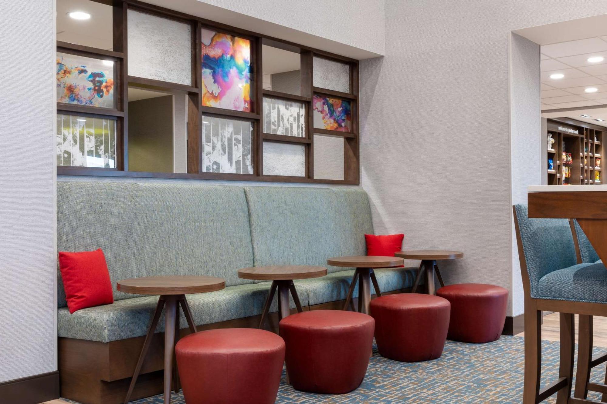 Hampton Inn & Suites Porter Ranch Los Angeles — Photos 3